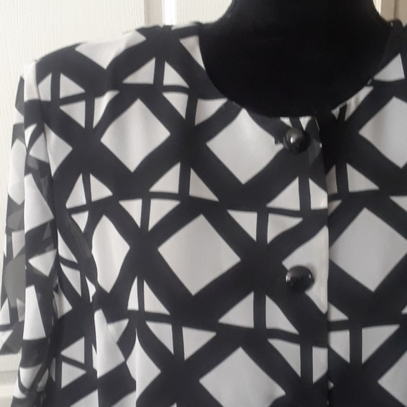 leslie Fay 2 Piece Garment Size 20W - Picture 3 of 11